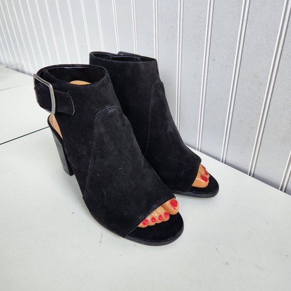 Vionic Shoes - VIONIC Black Suede Leather Peep Toe Comfort Ankle Booties Boots Size 9.5